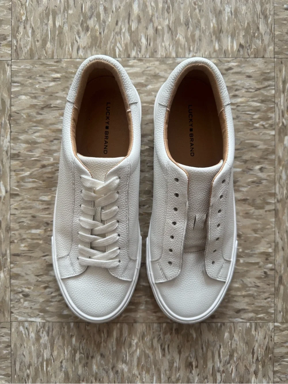 Lucky Brand Darleena Sneaker Size 8